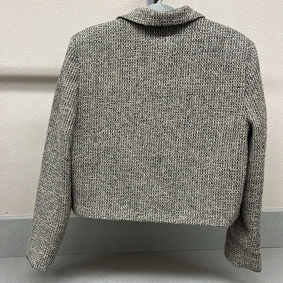 Tweed crop blazer size Large - Picture 5 of 7